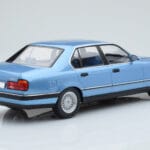BMW 7 Series E32 730i Blauw MCG 1:18 MCG18160 Metaal - image 2 of 5