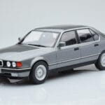 BMW 7 Series E32 740i Zilver MCG 1:18 MCG18161 Metaal