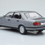BMW 7 Series E32 740i Zilver MCG 1:18 MCG18161 Metaal - image 4 of 5
