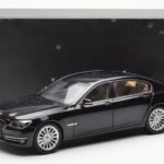 BMW 750Li F02 Facelift Carbon Zwart Kyosho 1:18 - image 8 of 8