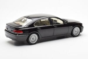 BMW 760Li E66 Zwart Kyosho 1:18 08572BK Metaal — afbeelding 3 van 9