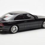 BMW 850 CSi E31 Zwart Otto 1:18 - image 2 of 6