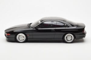 BMW 850 CSi E31 Zwart Otto 1:18 OT827 Hars — afbeelding 3 van 6