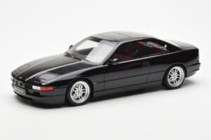 BMW 850 CSi E31 Zwart Otto 1:18 OT827