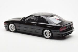 BMW 850 CSi E31 Zwart Otto 1:18 OT827 Hars — afbeelding 5 van 6