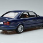 BMW Alpina B10 4.6 E34 Blauw MCG 1:18 MCG18230 Metaal - image 2 of 6