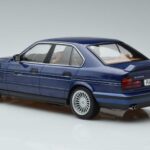 BMW Alpina B10 4.6 E34 Blauw MCG 1:18 MCG18230 Metaal - image 5 of 6