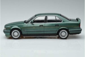 BMW Alpina B10 4.6 E34 Groen MCG 1:18 MCG18229 Metaal — afbeelding 3 van 6