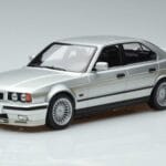 BMW Alpina B10 4.6 E34 Zilver MCG 1:18 MCG18231 Metaal