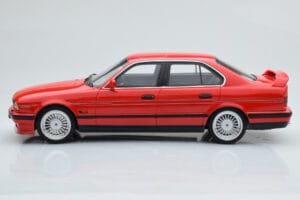 BMW Alpina B10 E34 Biturbo Rood Otto 1:18 OT648 Hars — afbeelding 3 van 6