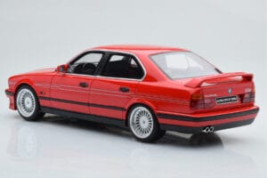 BMW Alpina B10 E34 Biturbo Rood Otto 1:18 OT648 Hars — afbeelding 5 van 6