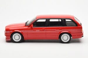BMW Alpina B3 2.7 E30 Touring Rood Otto 1:18 OT366 Hars — afbeelding 3 van 6