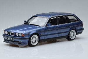 BMW Alpina B10 E34 4.0 Touring Blauw Otto 1:18 OT944 Hars