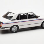 BMW M535i E12 Wit Norev 1:18 - image 2 of 5