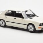 BMW M535i E28 Wit Norev 1:18 - image 4 of 6