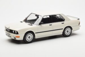 BMW M535i E28 Wit Norev 1:18