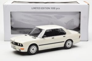 BMW M535i E28 Wit Norev 1:18 183260 Metaal — afbeelding 6 van 6
