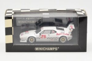 BMW M1 IMSA #25 Red Lobster Cowart / Miller LA Times Grand Prix Winner 1981 Minichamps 1:43 430812525 Metaal — afbeelding 4 van 4