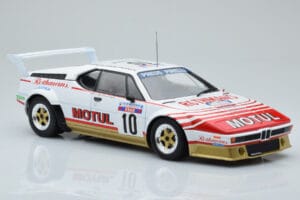 BMW M1 Motul #10 B. Darniche / A. Mahe Rally Tour de Corse 1982 IXO 1:18 18RMC114 Metaal — afbeelding 4 van 6