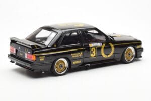 BMW M3 E30 #3 J. Richards Austrian Airlines ATCC 1987 AUTOart 1:18 88745 Metaal — afbeelding 3 van 8