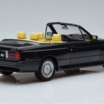 BMW M3 E30 Cabriolet Zwart Otto 1:18 - image 2 of 6