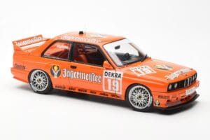 BMW M3 E30 #19 A. Hahne Jägermeister DTM 1992 AUTOart 1:18 89248 Metaal — afbeelding 6 van 8