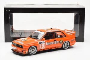 BMW M3 E30 #19 A. Hahne Jägermeister DTM 1992 AUTOart 1:18 89248 Metaal — afbeelding 8 van 8