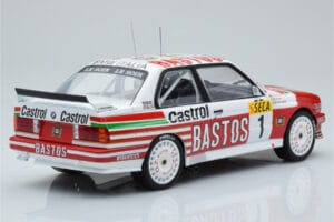 BMW M3 E30 Bastos #1 R. Ravaglia / E. Pirro / E. Van de Poele 24 Hours of Spa 1991 IXO 1:18 18RMC081A Metaal — afbeelding 2 van 6