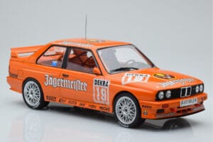 BMW M3 E30 Jagermeister #19 A. Hahne DTM Nurburgring 1992 IXO 1:18 18RMC082A Metaal — afbeelding 4 van 6
