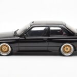 BMW M3 E30 Sport Evolution Zwart Custom Wheels AUTOart 1:18 - image 4 of 8