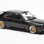 BMW M3 E30 Sport Evolution Zwart Custom Wheels AUTOart 1:18 - image 6 of 8