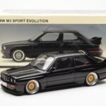BMW M3 E30 Sport Evolution Zwart Custom Wheels AUTOart 1:18 - image 8 of 8