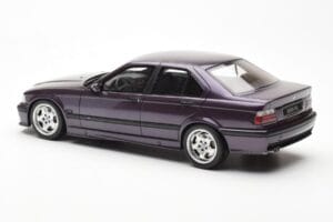 BMW M3 E36 Violet Otto 1:18 OT307 Hars — afbeelding 5 van 6