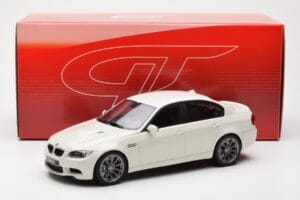 BMW M3 E90 Sedan Wit GT Spirit 1:18 GT053 Hars — afbeelding 6 van 6