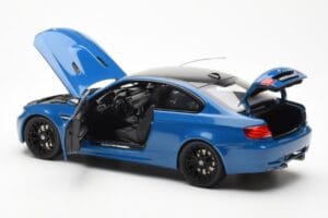 BMW M3 E92 Laguna Seca Blue Kyosho 1:18 08734LBL Metaal — afbeelding 5 van 8