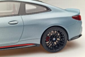 BMW M4 CSL G82 Grijs GT Spirit 1:18 GT427 Hars — afbeelding 7 van 8
