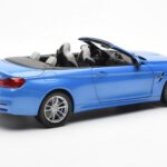 BMW M4 F83 Cabriolet Yas Marina Blauw Paragon 1:18 - image 3 of 8