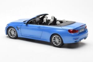 BMW M4 F83 Cabriolet Yas Marina Blauw Paragon 1:18 80432339612 Metaal — afbeelding 7 van 8