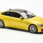 BMW M4 F82 Austin Geel Metallic Paragon 1:18 - image 6 of 8