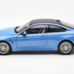 BMW M4 F82 Yas Marina Blauw Paragon 1:18 PA-97102 - image 4 of 8