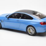 BMW M4 F82 Yas Marina Blauw Paragon 1:18 PA-97102 - image 7 of 8