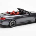 BMW M4 F83 Cabriolet Grijs GT Spirit 1:18 - image 2 of 6