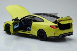 BMW M4 G82 Geel Dealer Editie Minichamps 1:18 80435A51949 Metaal — afbeelding 5 van 8