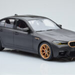 BMW M5 CS F90 Frozen Brands Hatch Grijs GT Spirit 1:18 - image 3 of 5