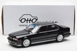 BMW M5 E34 Zwart Otto 1:18 OT690 Hars — afbeelding 6 van 6