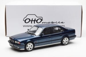 BMW M5 E34 Blauw Metallic Otto 1:18 OT576 Hars — afbeelding 6 van 6