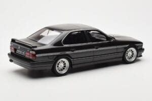 BMW M5 E34 Hartge H5 V12 Diamond Zwart Metallic Otto 1:18 OT362 Hars — afbeelding 2 van 6
