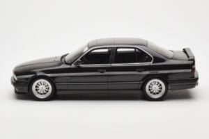 BMW M5 E34 Hartge H5 V12 Diamond Zwart Metallic Otto 1:18 OT362 Hars — afbeelding 3 van 6