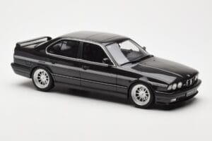 BMW M5 E34 Hartge H5 V12 Diamond Zwart Metallic Otto 1:18 OT362 Hars — afbeelding 4 van 6