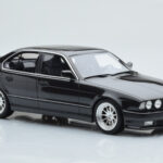 BMW M5 E34 Hartge Zwart Otto 1:18 - image 6 of 6